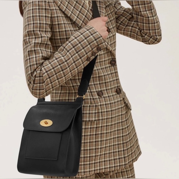 Mulberry Black Small Antony Classic Grain Leather NWT - Picture 3 of 16